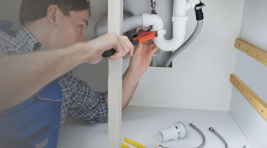 Expert burst pipe repair services in Wolcott, CT